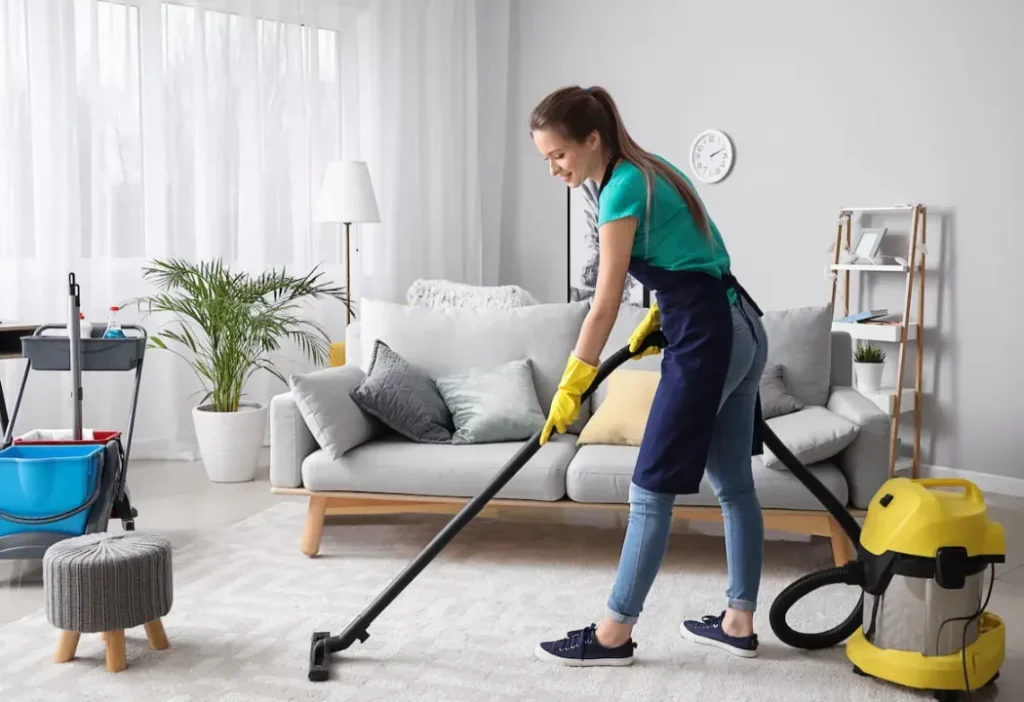 Maid Use Vacuum to Clean House